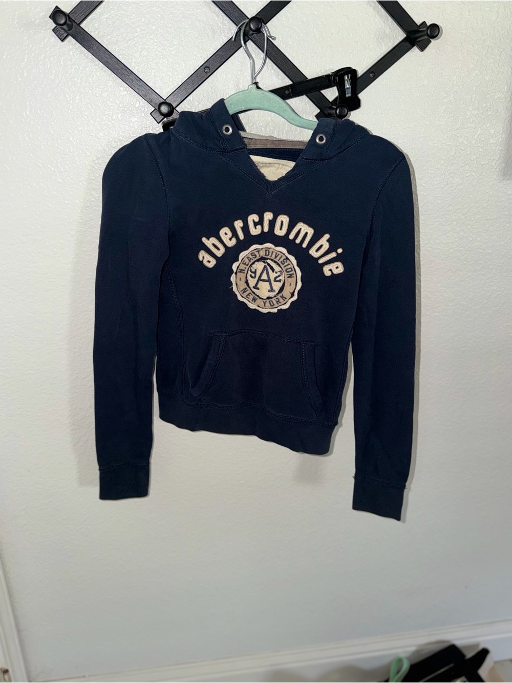 Abercrombie Girls Y2K Navy Logo Hoodie Sweatshirt Fleece Size Large - Picture 2 of 4